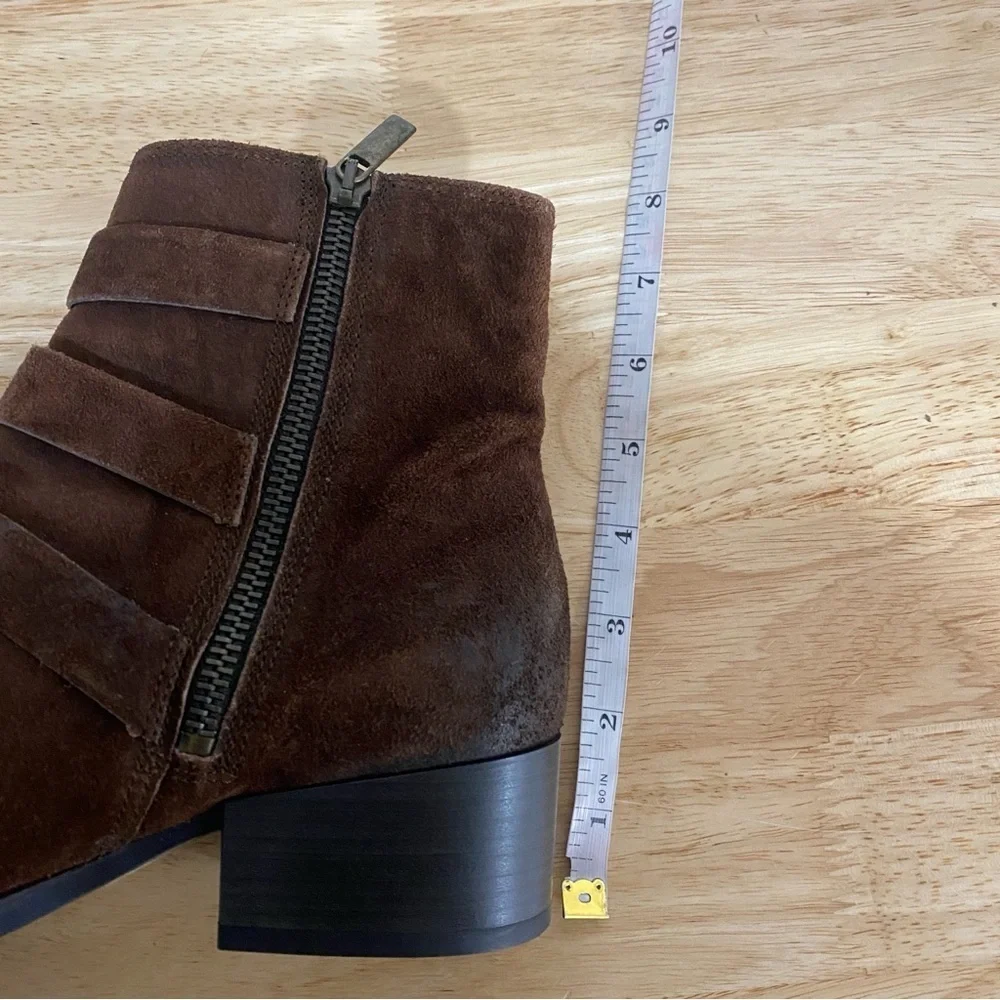 Clarks Elvina Haze Dark Brown Suede Leather Buckle Detail Ankle Boot‎ Bootie 6
